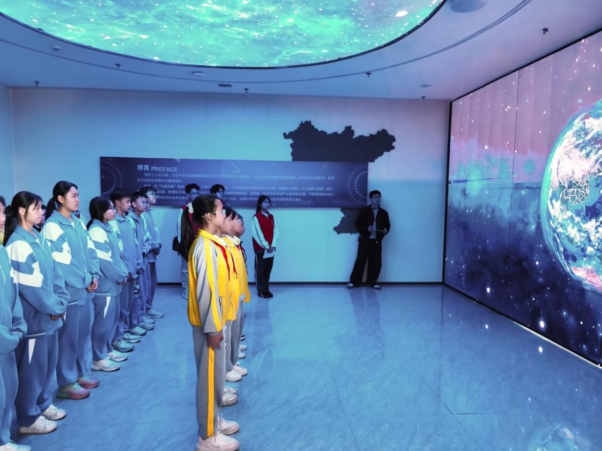 43a7dbed15a538f41874baf31f6eac11_compress